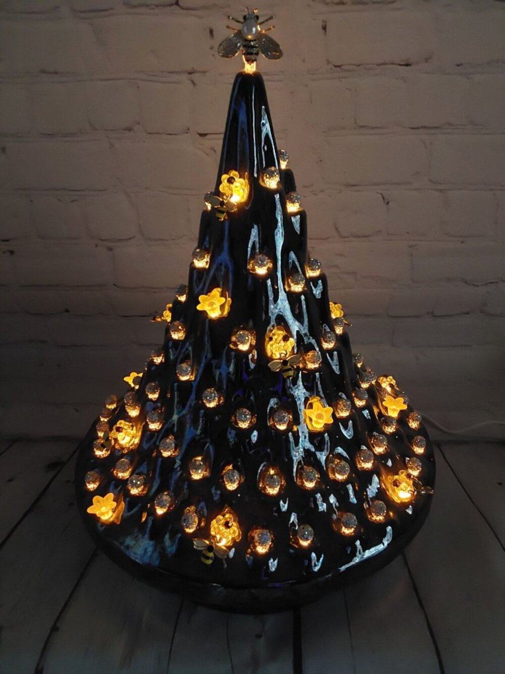 Handcrafted Ceramic Christmas Minx Tree - Bees & Flowers - Black Mother of Pearl